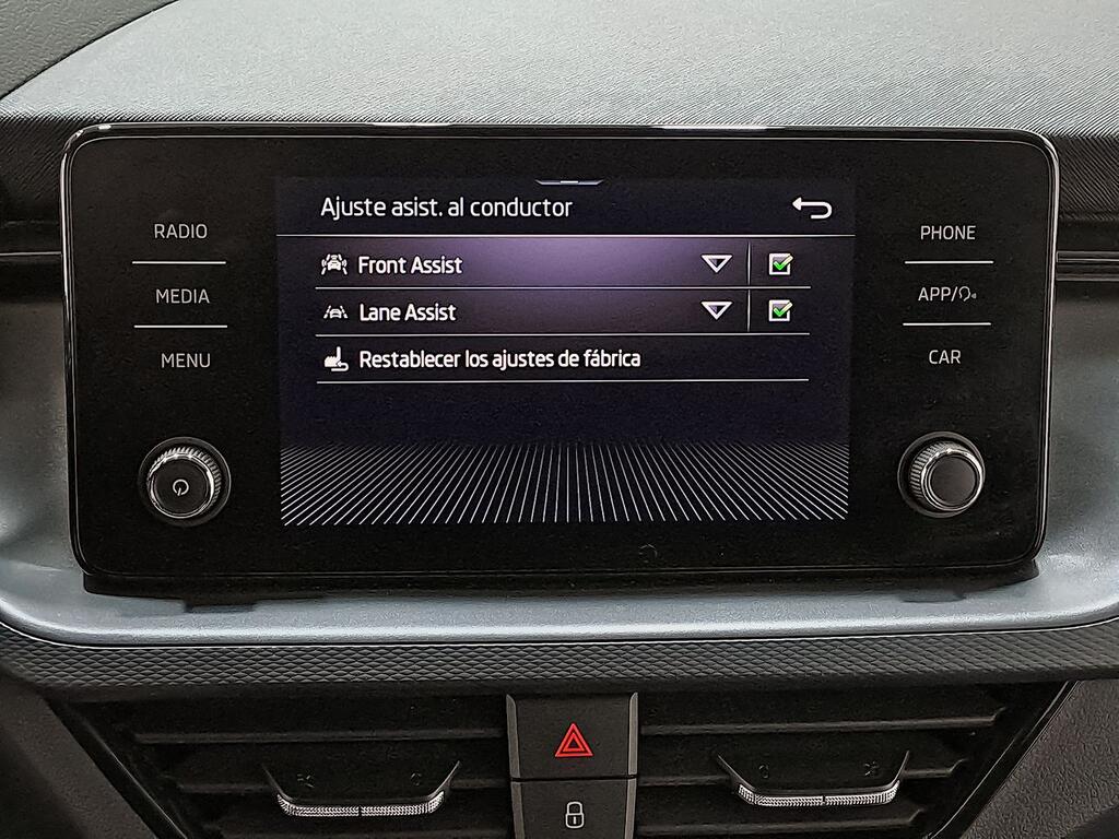 Skoda Scala 1.0 TSI 81KW (110 CV) DSG Ambitio 23