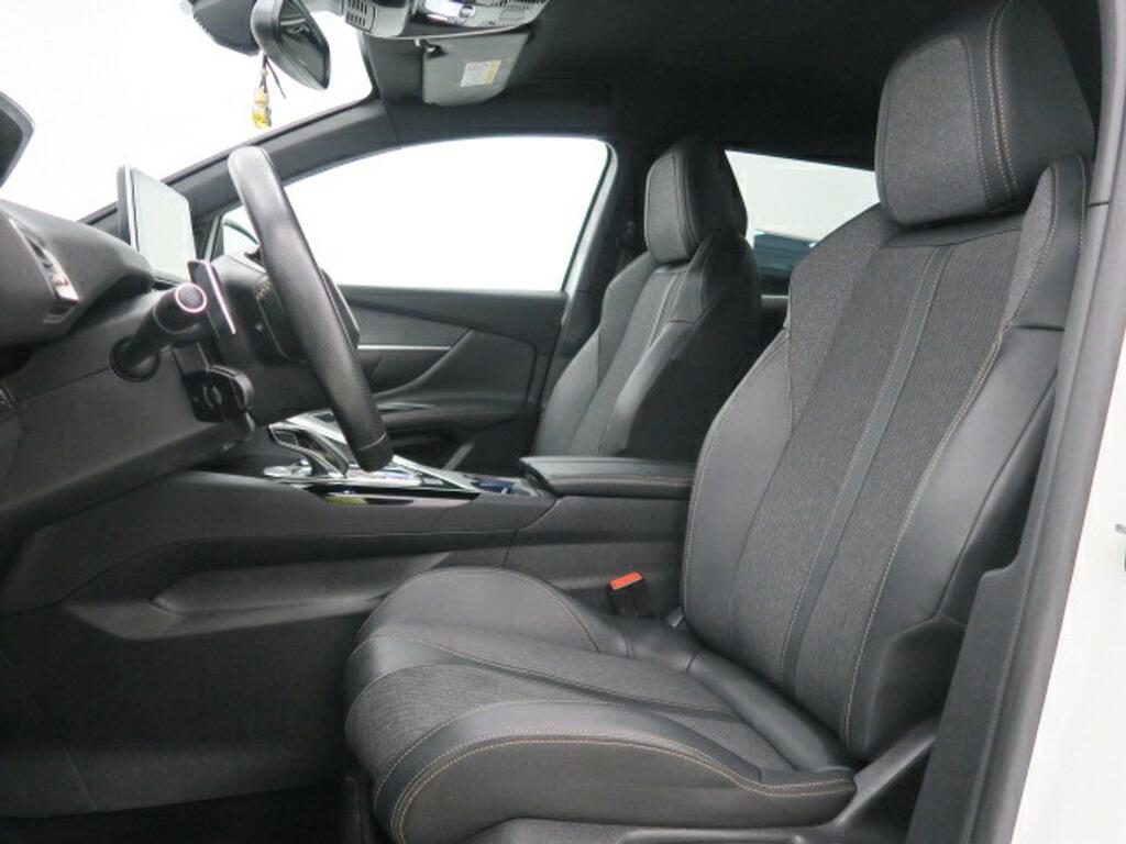 Peugeot 3008 1.2 PURETECH 96KW (130CV) GT LINE EAT8 19