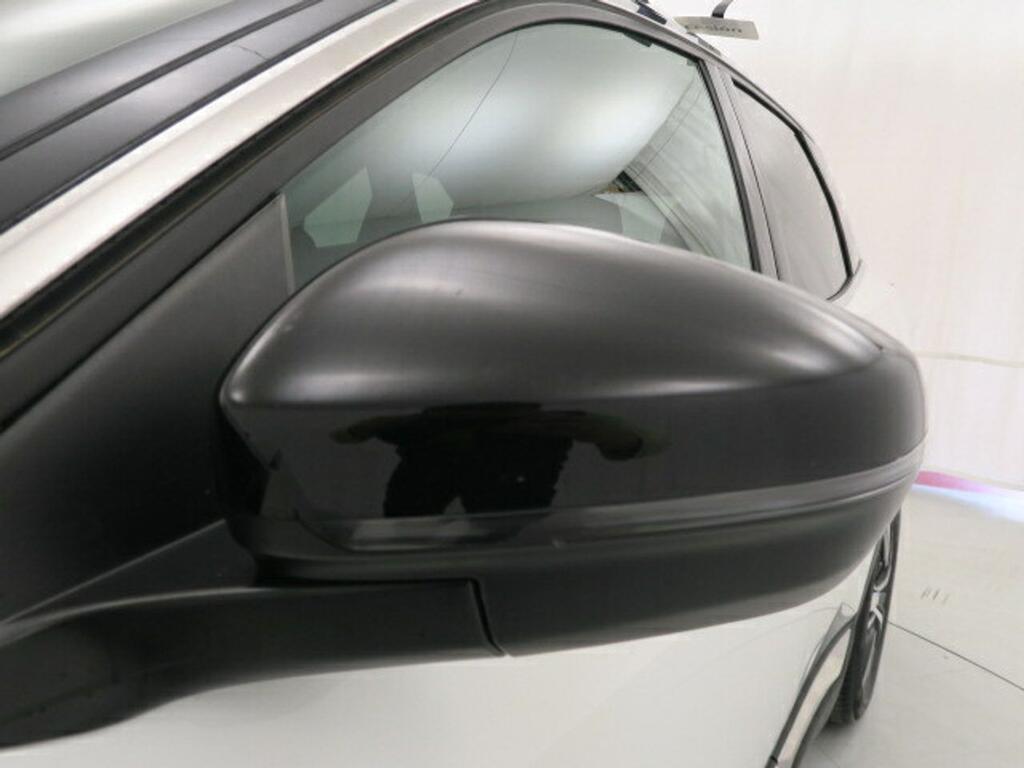 Peugeot 3008 1.2 PURETECH 96KW (130CV) GT LINE EAT8 24