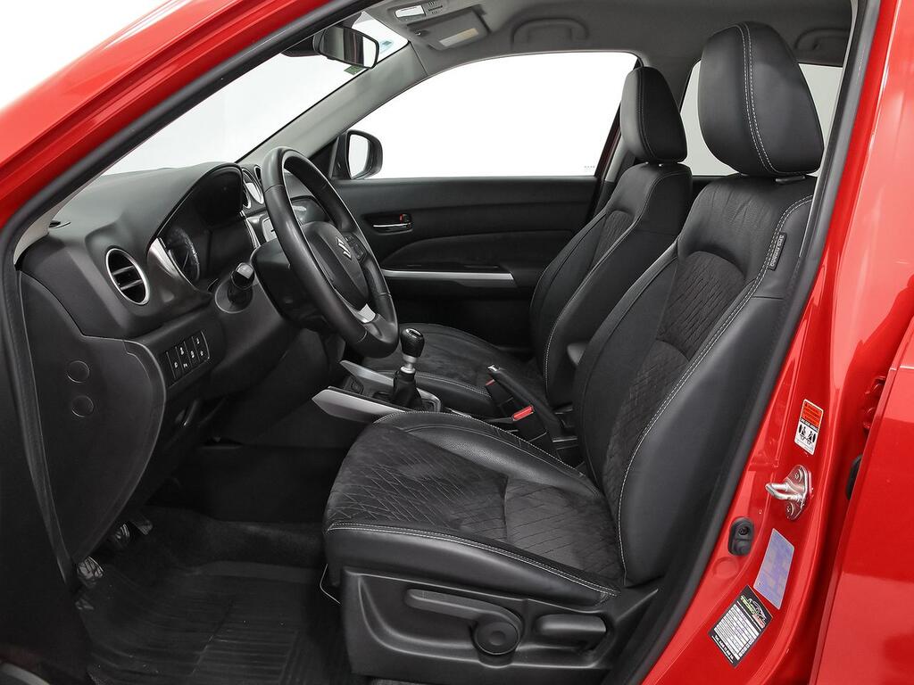Suzuki Vitara 1.4 T GLX 8