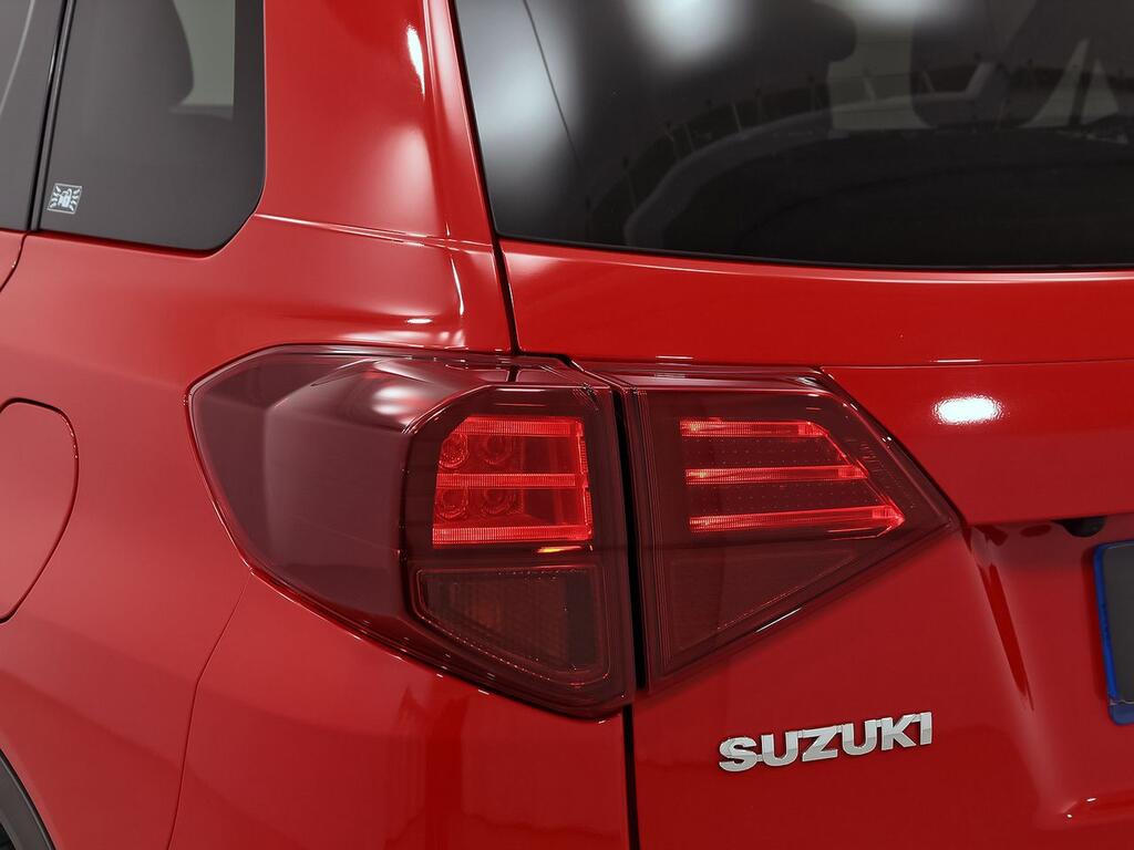 Suzuki Vitara 1.4 T GLX 32