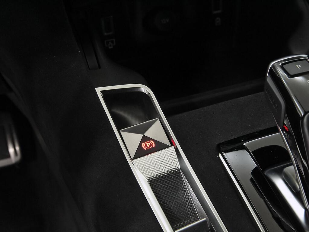 DS DS 7 BlueHDi 130 Automático PERFORMANCE LINE 34