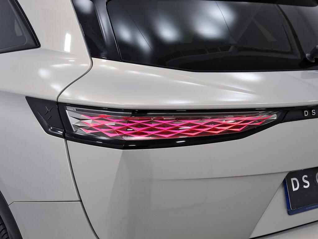 DS DS 7 BlueHDi 130 Automático PERFORMANCE LINE 41