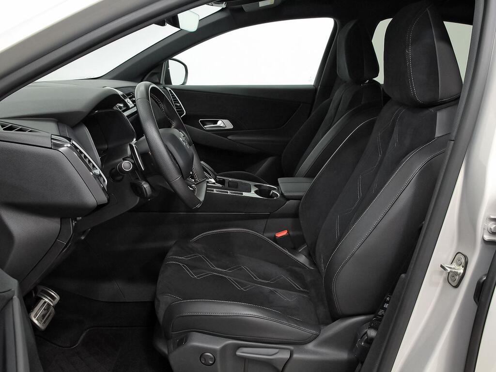 DS DS 7 BlueHDi 130 Automático PERFORMANCE LINE 8