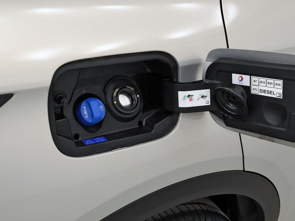 DS DS 7 BlueHDi 130 Automático PERFORMANCE LINE 43