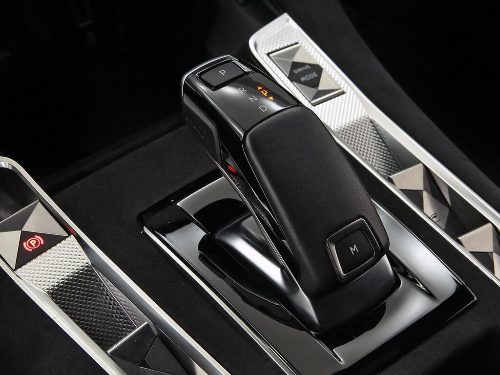 DS DS 7 BlueHDi 130 Automático PERFORMANCE LINE 38