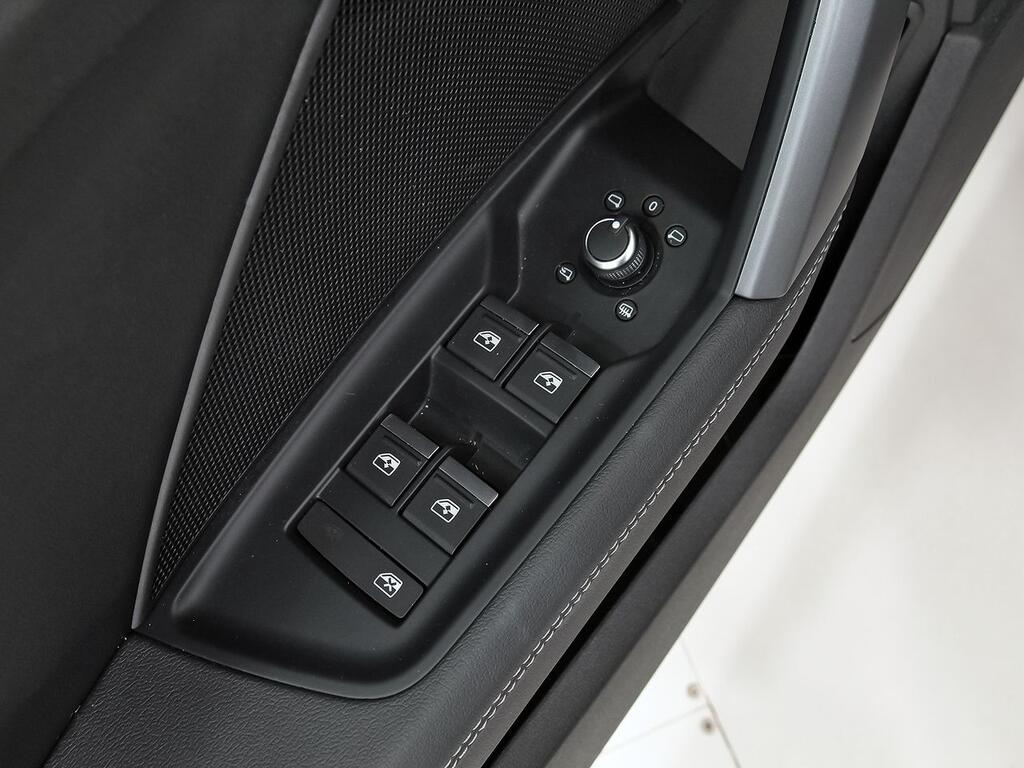 Audi A3 Sportback Genuine 35 TDI 110kW S tronic 10