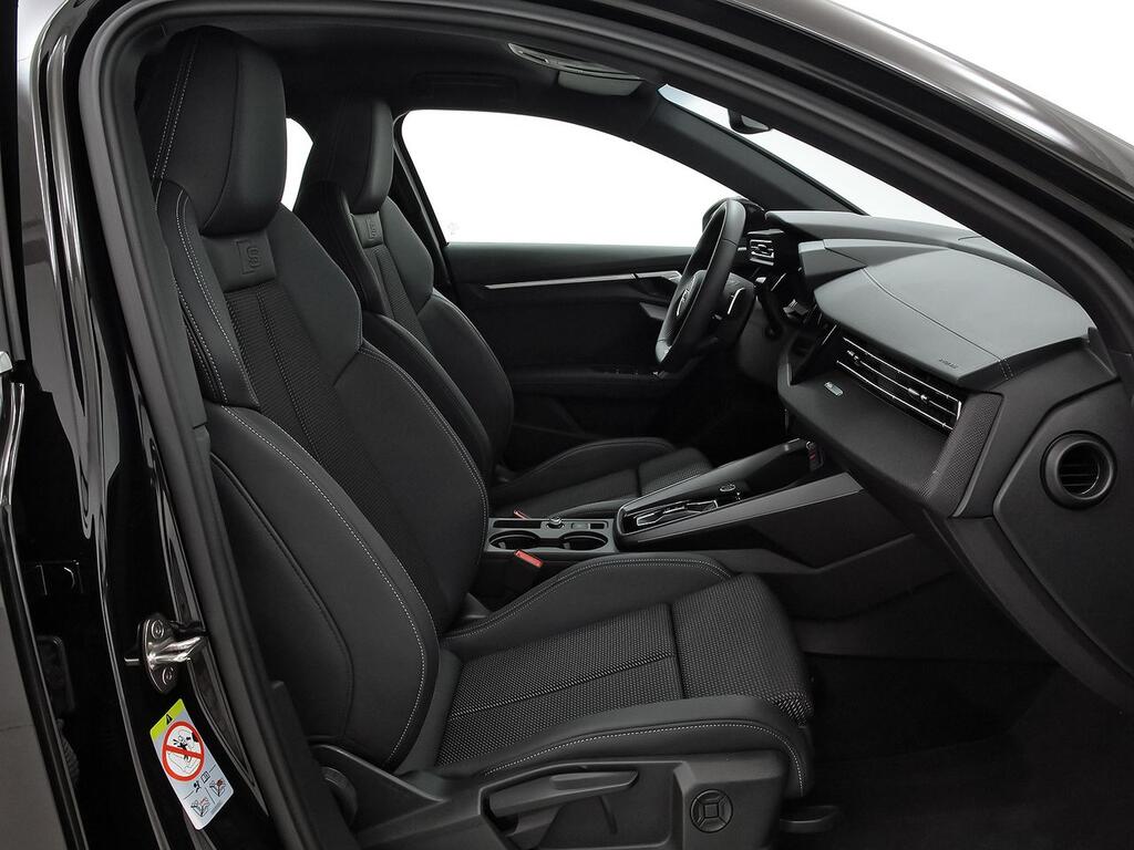 Audi A3 Sportback Genuine 35 TDI 110kW S tronic 5