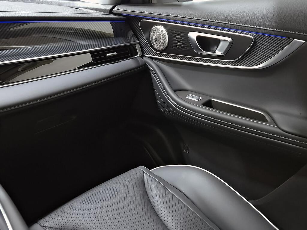 Ebro S700 1.6 TGDI Luxury 7 DCT 35