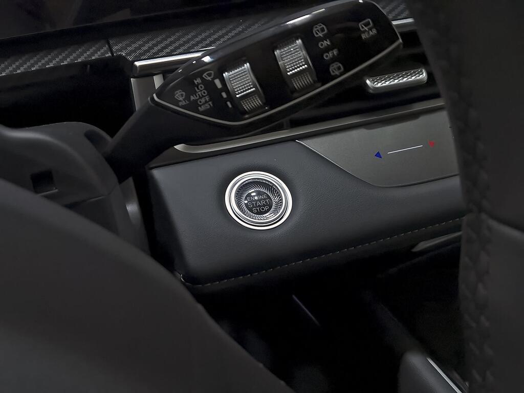 Ebro S700 1.6 TGDI Luxury 7 DCT 18