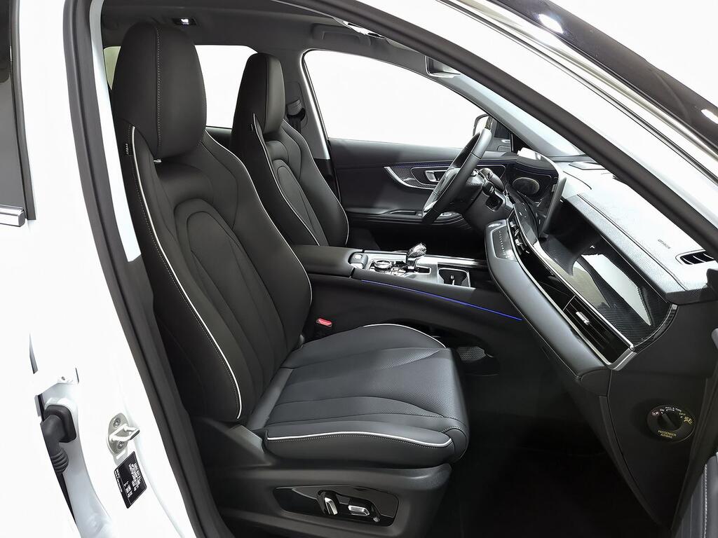 Ebro S700 1.6 TGDI Luxury 7 DCT 7