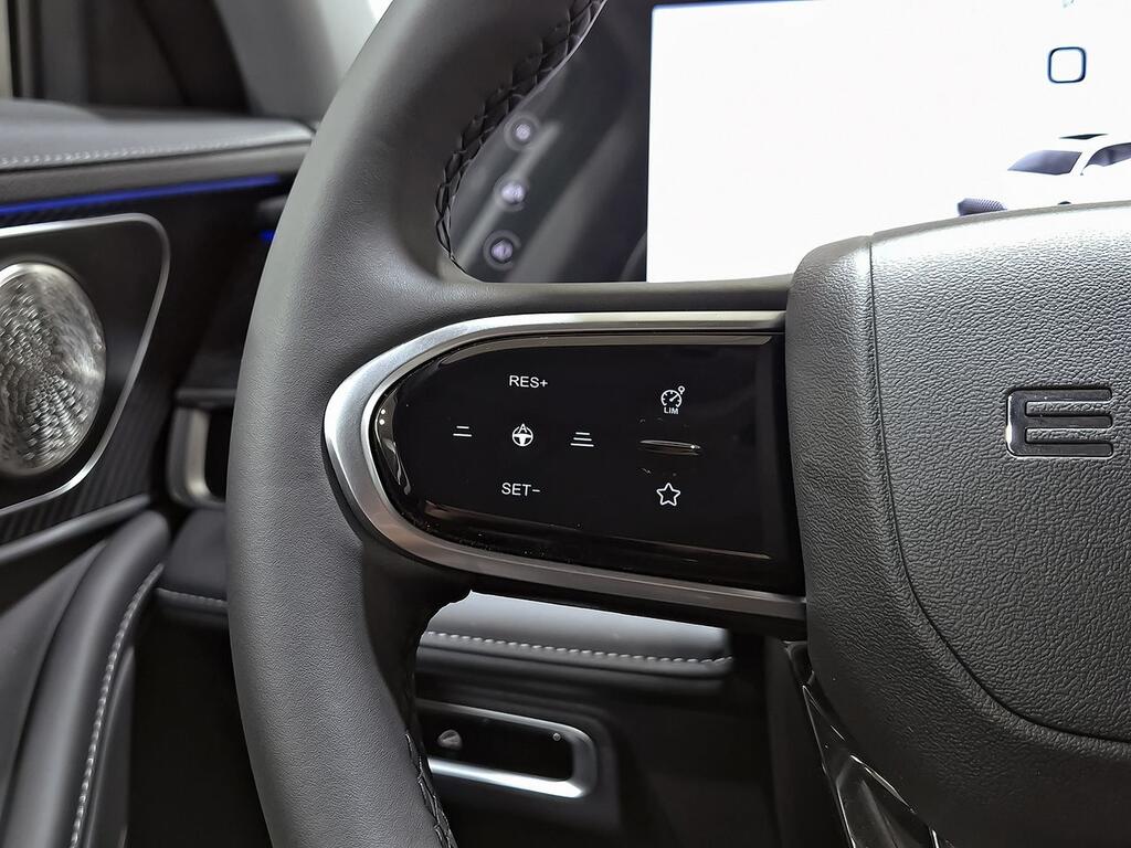 Ebro S700 1.6 TGDI Luxury 7 DCT 19