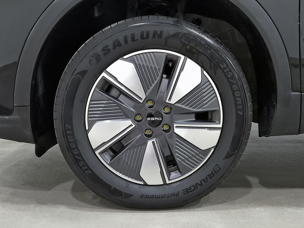 Ebro S400 1.5 DHE HEV Excellence CVT 10