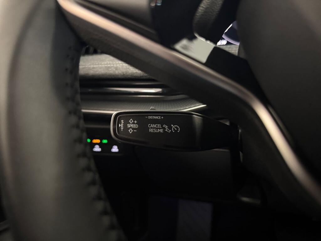 Skoda Superb Combi 2.0 TDI 110kW DSG Selection 16