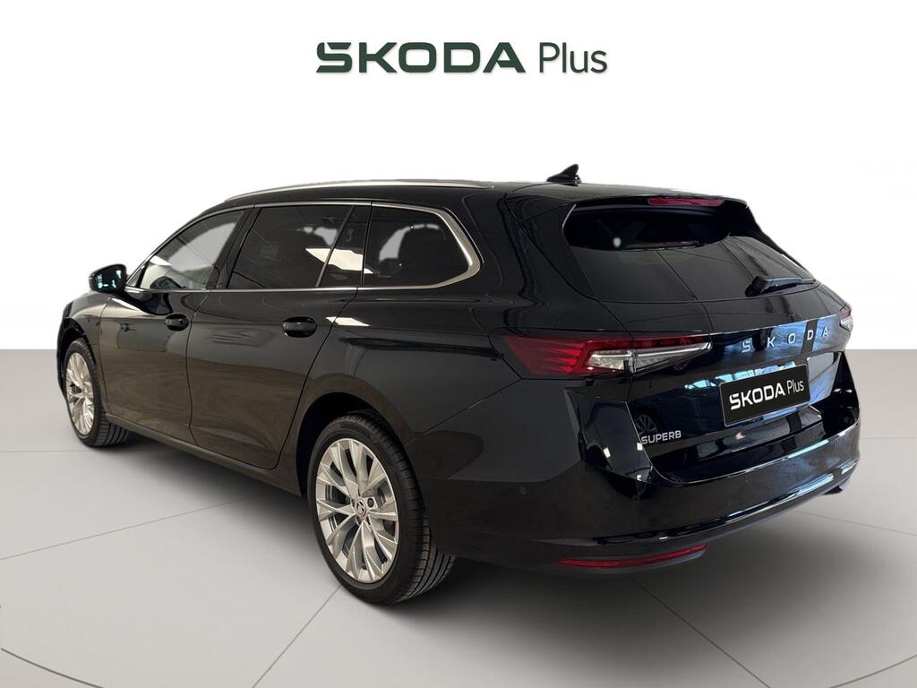 Skoda Superb Combi 2.0 TDI 110kW DSG Selection 2