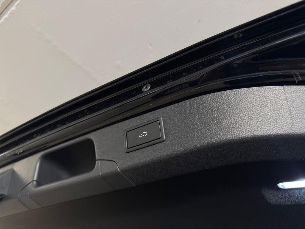 Skoda Superb Combi 2.0 TDI 110kW DSG Selection 20