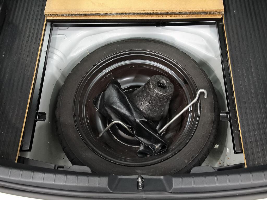 Toyota Yaris 1.0 70 Business 22