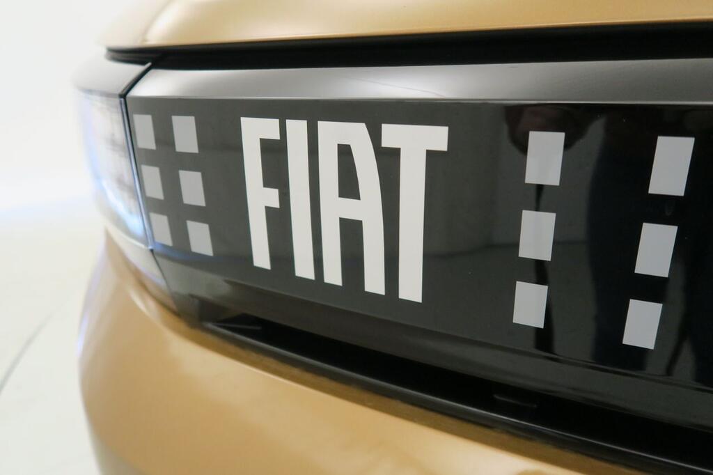 Fiat Grande Panda La Prima MHEV 81kW (110cv) 17