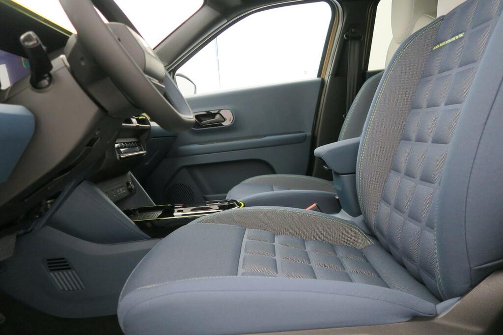 Fiat Grande Panda La Prima MHEV 81kW (110cv) 14