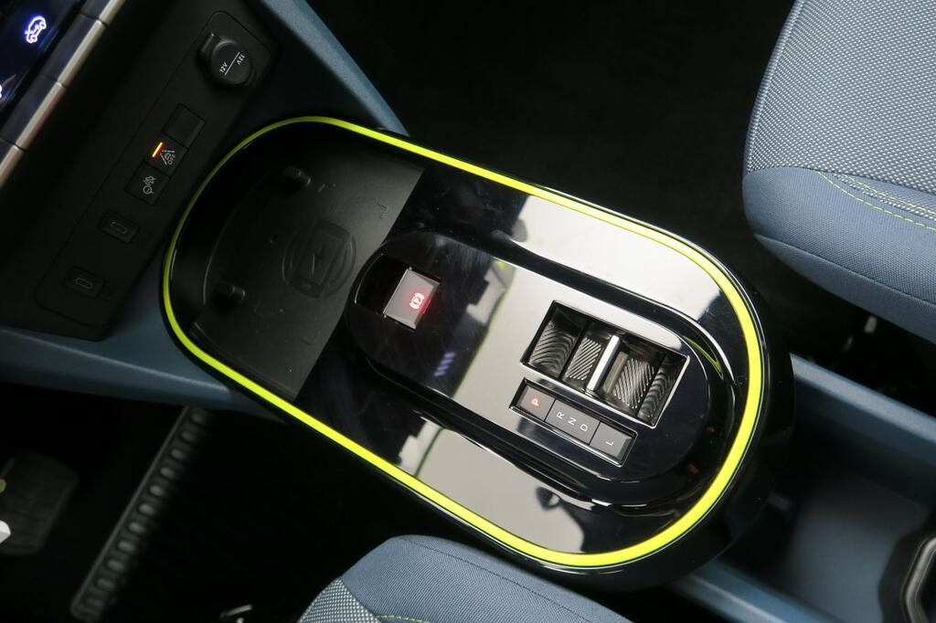 Fiat Grande Panda La Prima MHEV 81kW (110cv) 6