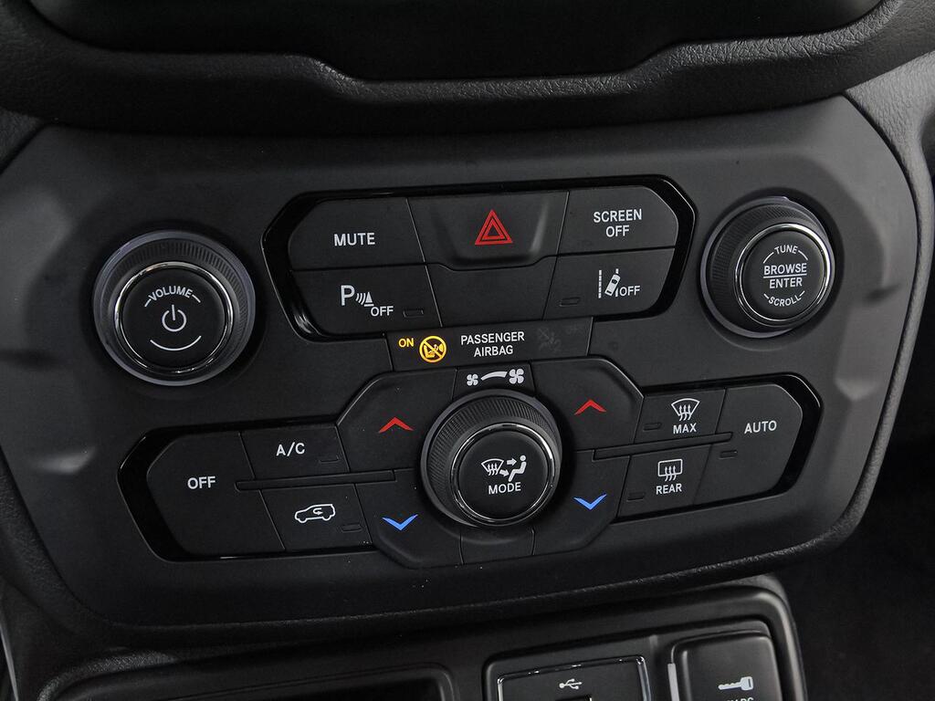 Jeep Renegade eHybrid 1.5 96kW(130CV) Limited ATX 29