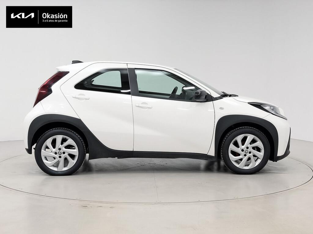 Toyota Aygo X Cross 1.0 VVT-I 72CV Play 3