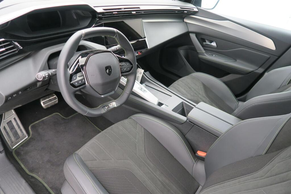 Peugeot 408 408 GT PHEV 180 e-EAT8 7