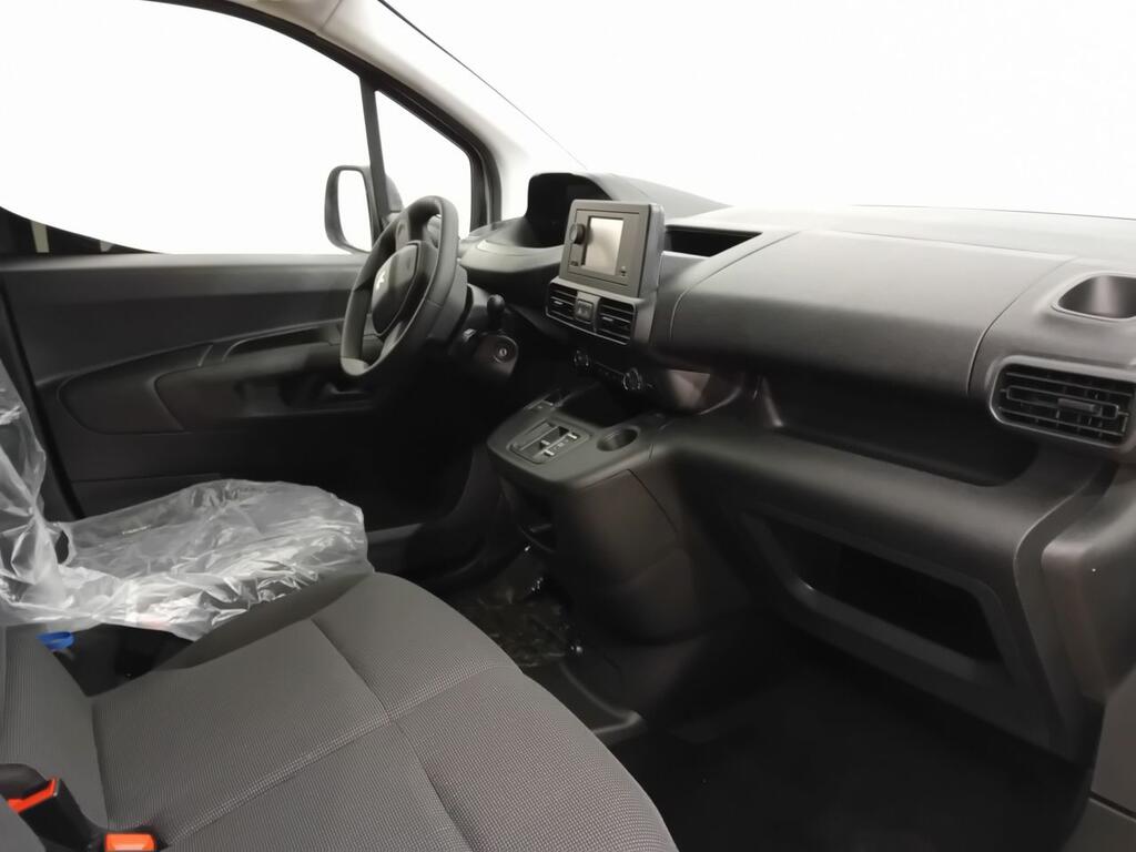 Peugeot Partner E-PARTNER STANDARD 800KG ELECTRICO BEV 100 KW 136CV 4P 7