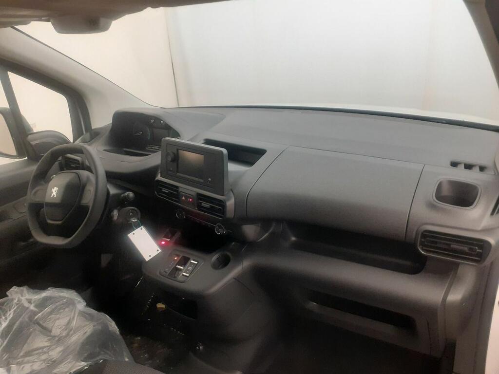 Peugeot Partner E-PARTNER STANDARD 800KG ELECTRICO BEV 100 KW 136CV 4P 6