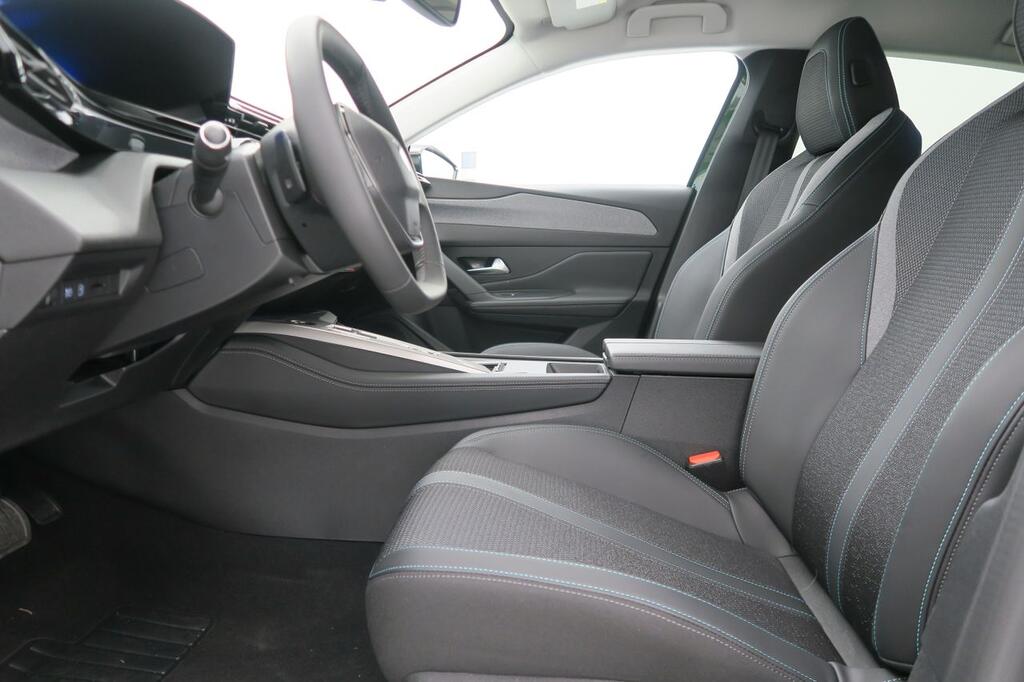 Peugeot 308 5P Allure Hybrid PHEV 180 e-EAT8 15