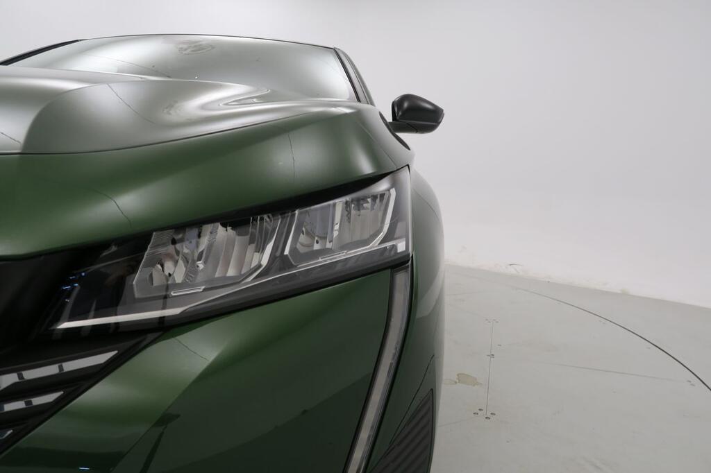 Peugeot 308 5P Allure Hybrid PHEV 180 e-EAT8 19