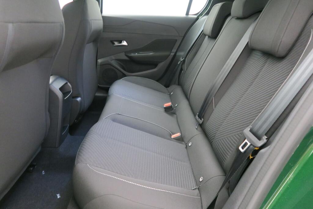 Peugeot 308 5P Active Hybrid 180 eEAT8 16