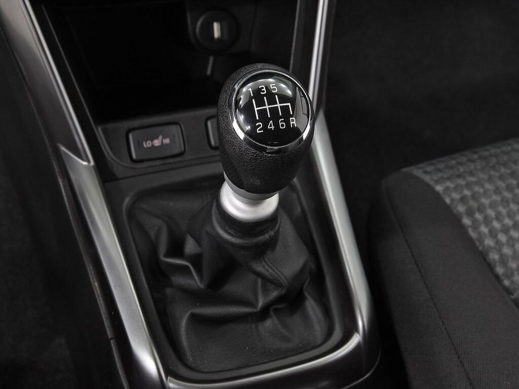 Suzuki SCross 1.4T S2 4WD Mild Hybrid 28