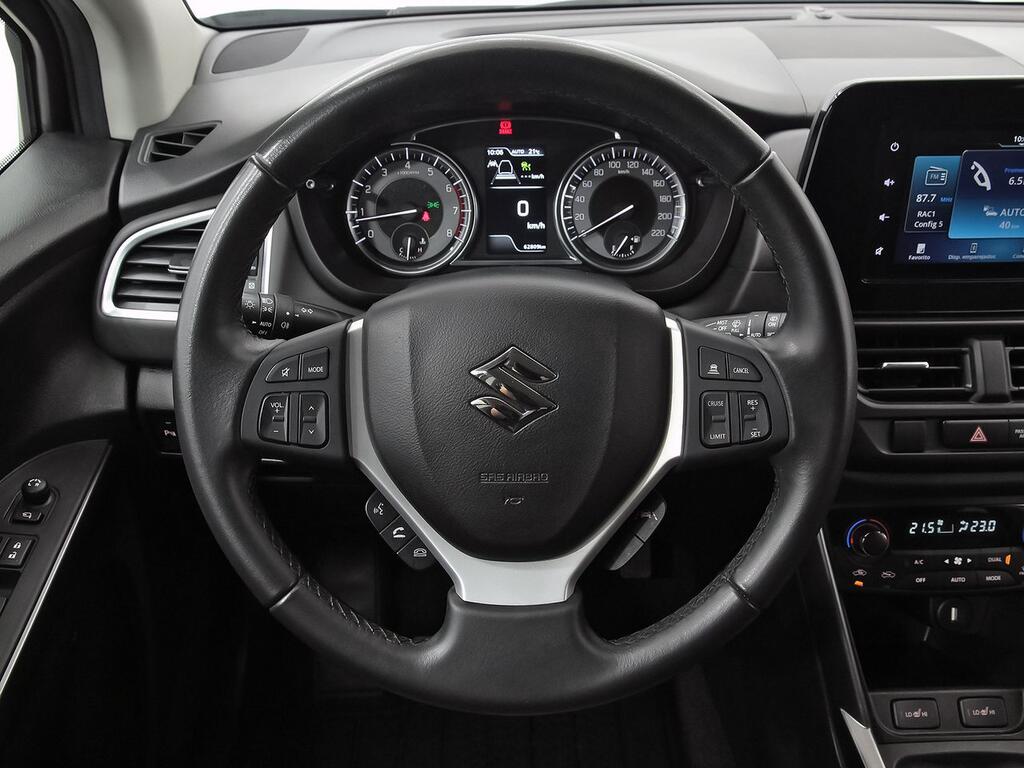 Suzuki SCross 1.4T S2 4WD Mild Hybrid 19