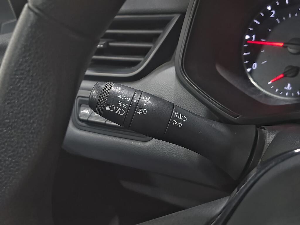 Renault Clio Business Blue dCi 74kW (100CV) 14