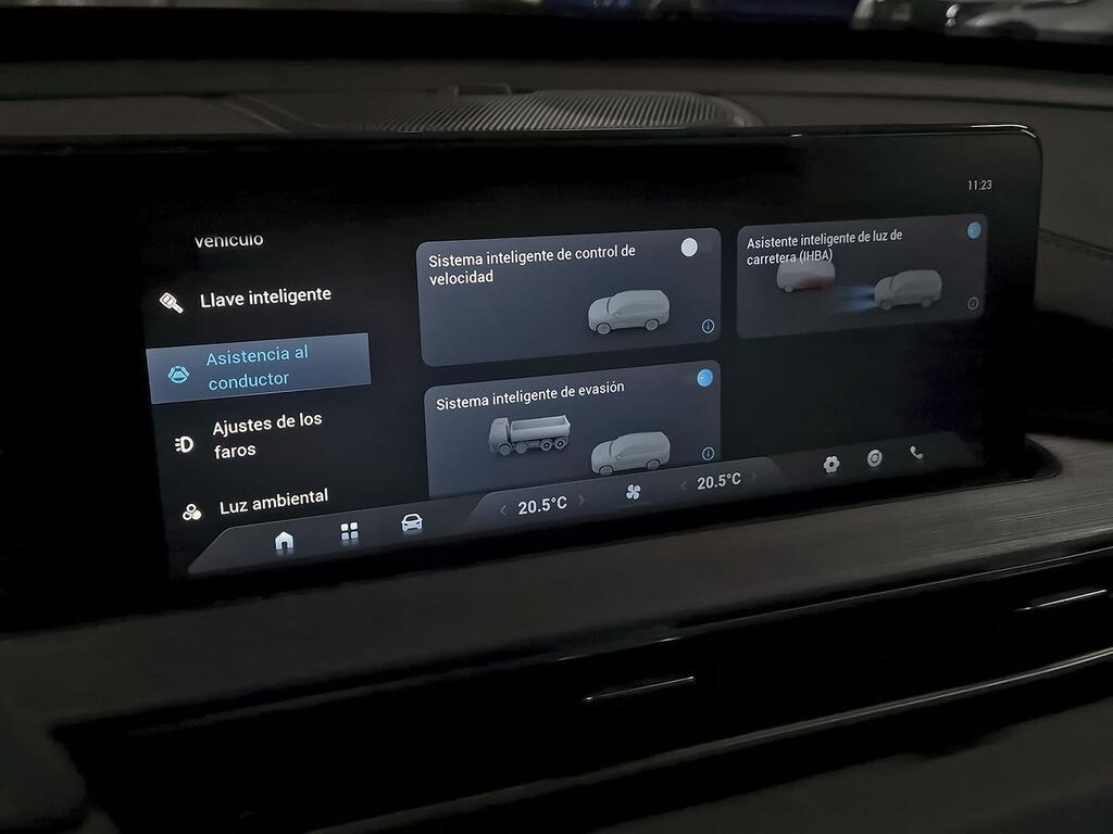 Ebro S400 1.5 DHE HEV Excellence CVT 22