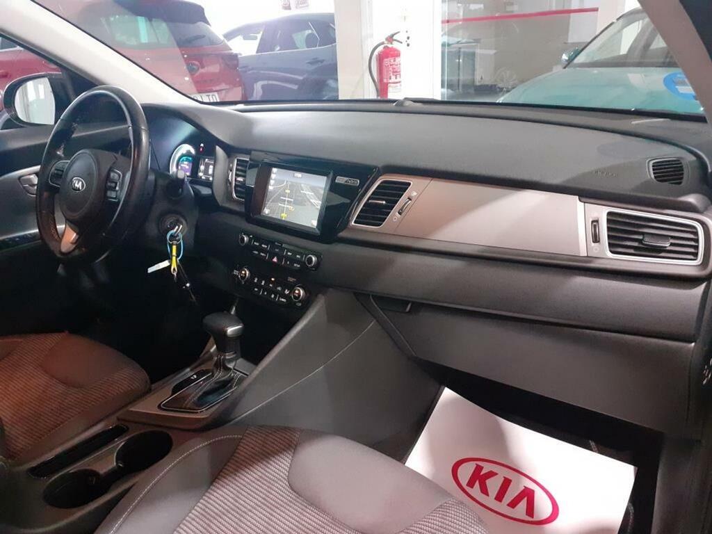 Kia Niro 1.6 GDi Híbrido 104kW (141CV) Drive 10