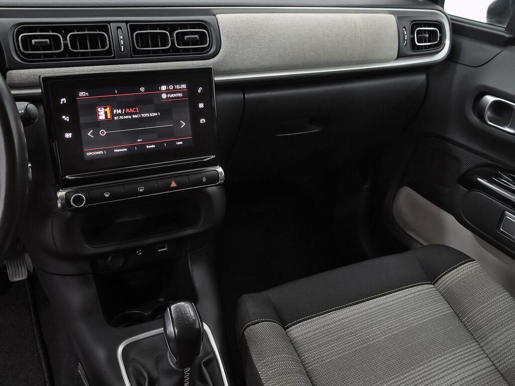 Citroën C3 PureTech 60KW (82CV) SHINE 12