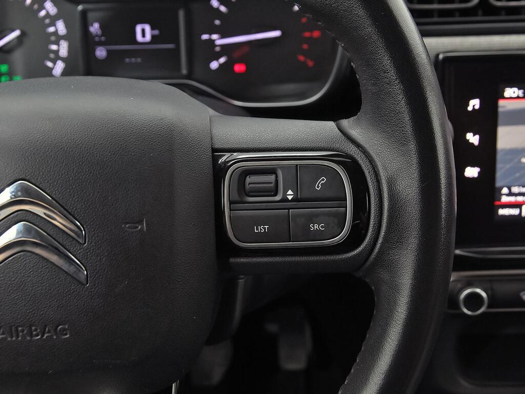 Citroën C3 PureTech 60KW (82CV) SHINE 19