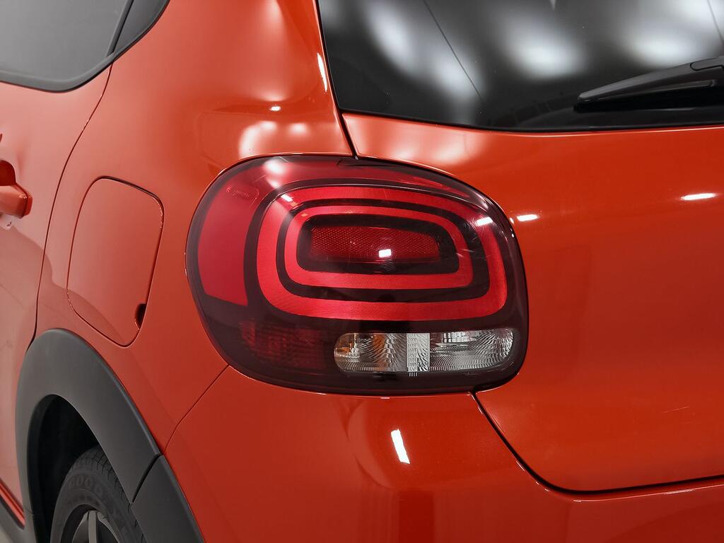 Citroën C3 PureTech 60KW (82CV) SHINE 31