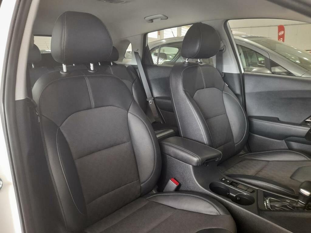 Kia Niro 1.6 GDi HEV 104kW (141CV) Drive 12