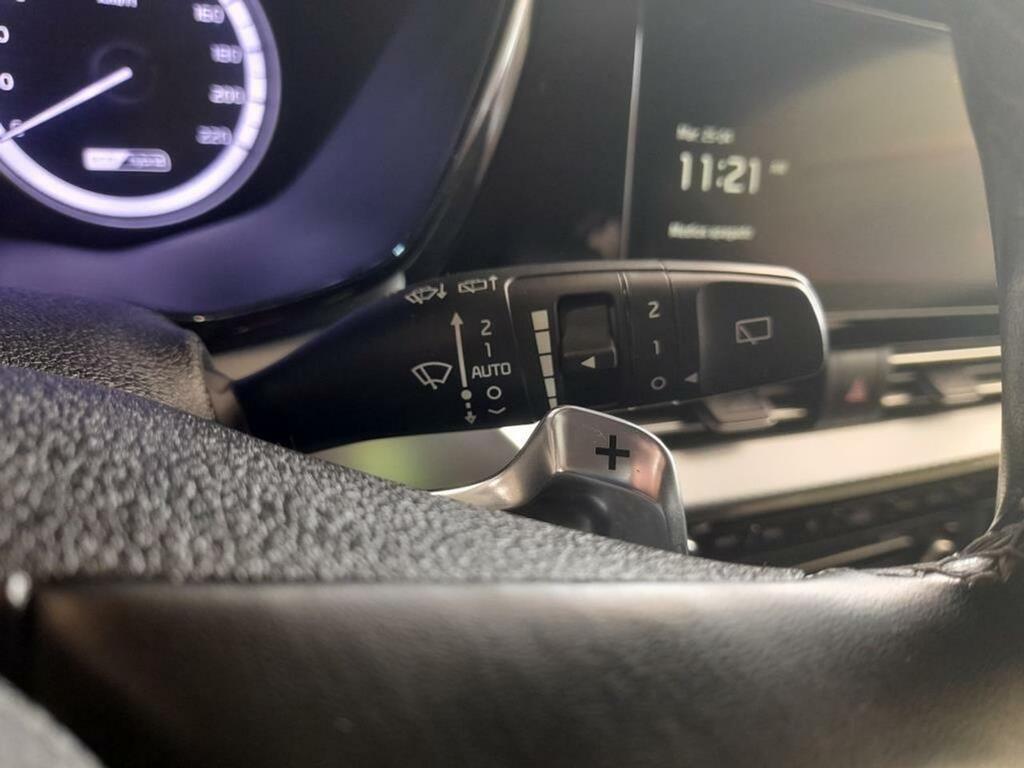 Kia Niro 1.6 GDi HEV 104kW (141CV) Drive 14