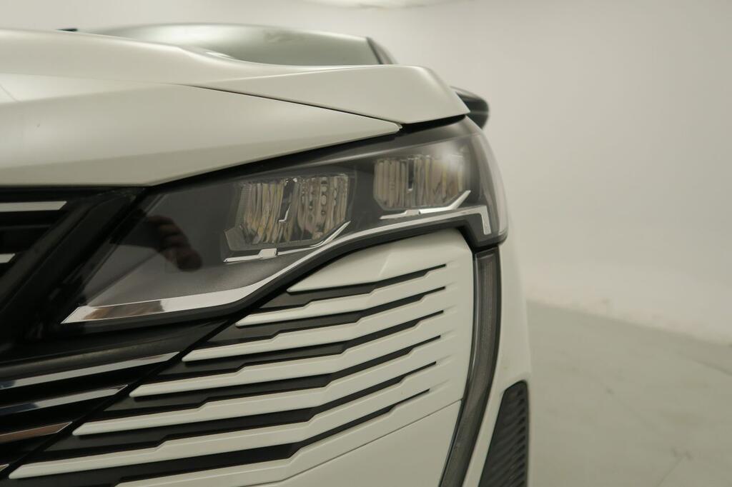 Peugeot 3008 1.2 PureTech 96KW S&S Allure Pack 21