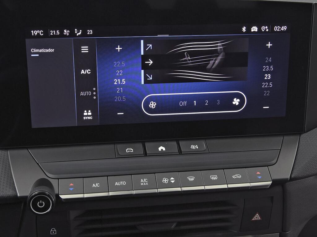 Opel Astra 1.2T XHT 96kW (130CV) Elegance 29