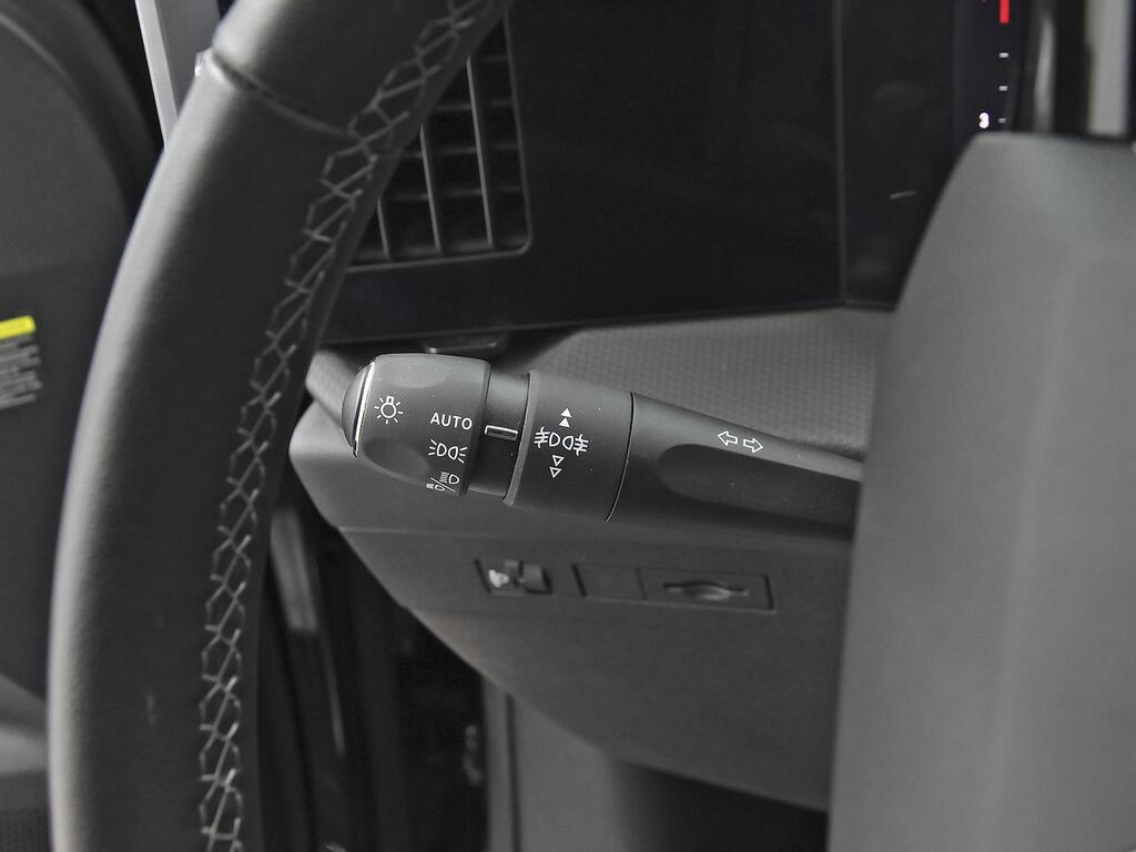 Opel Astra 1.2T XHT 96kW (130CV) Elegance 12