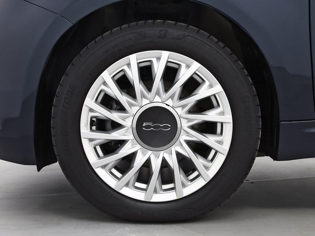Fiat 500 Dolcevita 1.0 Hybrid 51KW (70 CV) 10