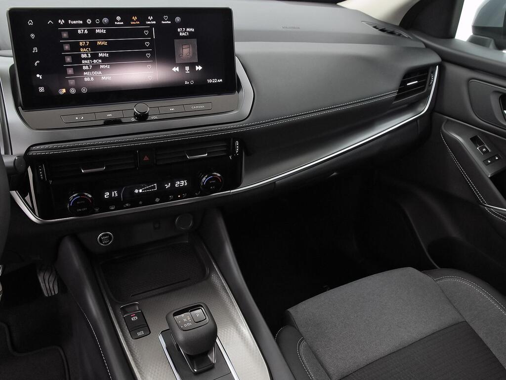 Nissan Qashqai DIG-T 117kW CVT N-Connecta 11