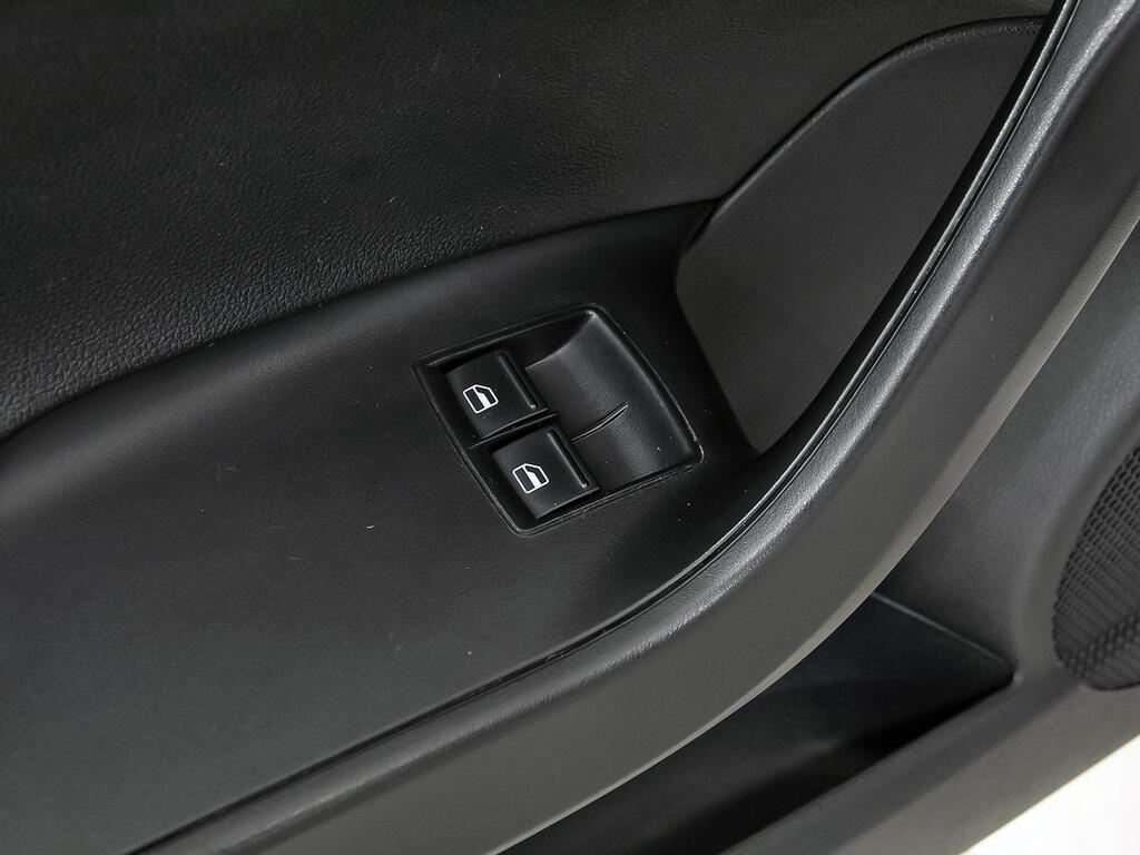 Seat Ibiza 1.0 55kW (75CV) Reference 9