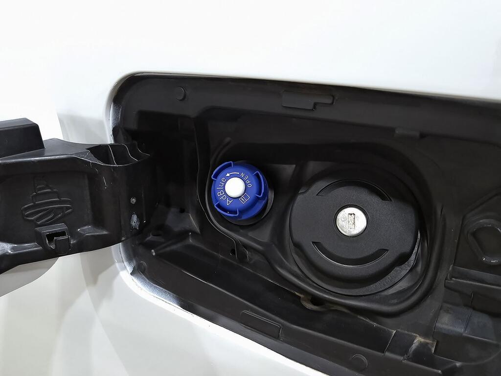 Opel Combo Cargo FURGON ISOTERMO 1.5 TD 75KW EXPRESS 1000KG S/S LWB 4P 26