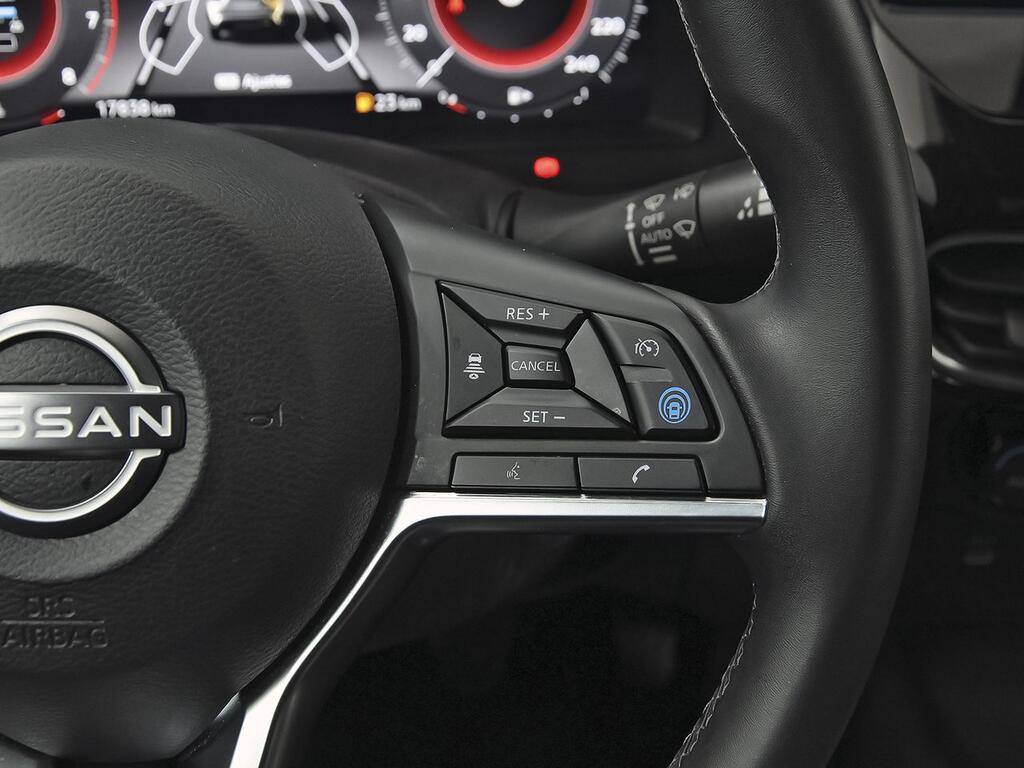 Nissan Juke DIG-T 84 kW (114 CV) 6M/T Tekna 17